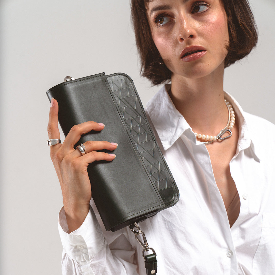 Leather Shoulder Bag - Curie  (Brown)